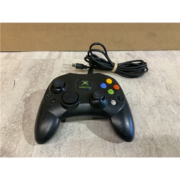 Black Microsoft Xbox Controller S