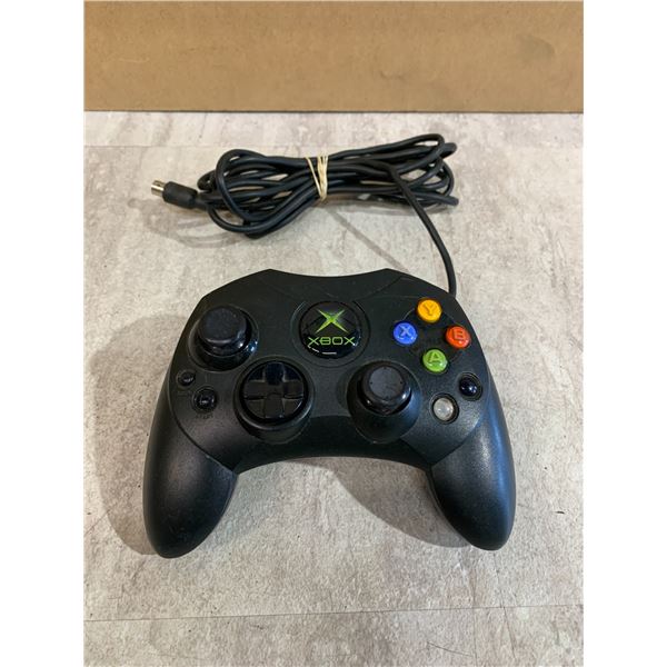Black Microsoft Xbox Controller S