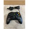 Image 1 : Black Microsoft Xbox Controller S