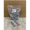 Image 1 : 25 Pack of 5in Gutter Hanging Hardware