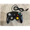 Image 10 : Nintendo Gamecube Console w/ Aftermarket Controller / Power Supply / AV