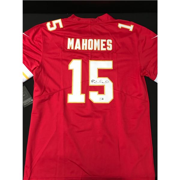 PATRICK MAHOMES SIGNED KANSAS CITY CHIEFS JERSEY - BECKETT COA