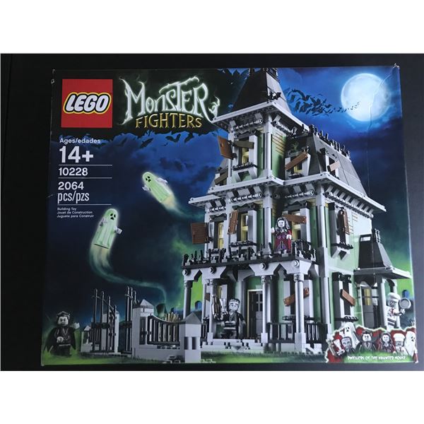 LEGO MONSTER FIGHTERS #10228 BUILDING TOY SEALED IN ORIGINAL PACKAGING