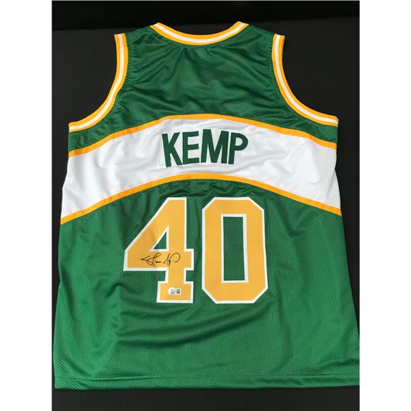 SHAWN KEMP SIGNED SEATTLE SUPERSONICS JERSEY - BECKETT COA