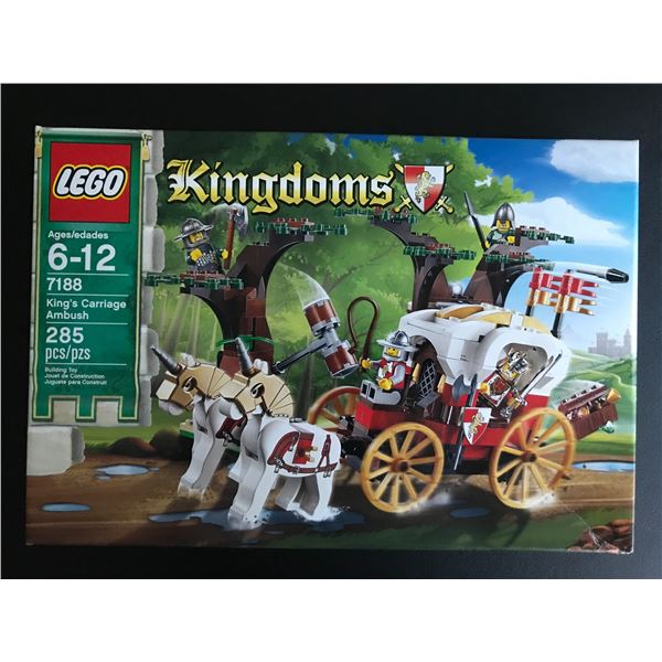 LEGO KINGDOMS #7188 KING'S CARRIAGE AMBUSH SEALED IN ORIGINAL PACKAGING