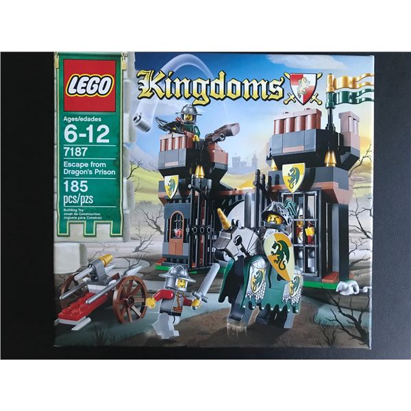 LEGO KINGDOMS #7187 ESCAPE FROM DRAGON'S PRISON SEALED IN ORIGINAL PACKAGING