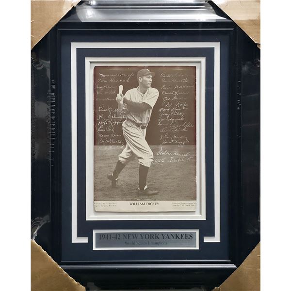 1941-42 NEW YORK YANKEES PHOTO SIGNED BY 27 PLAYER WITH BECKETT LOA
