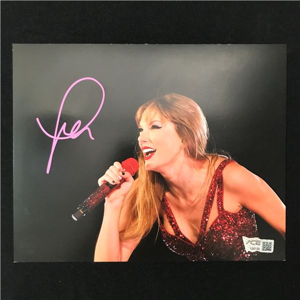 TAYLOR SWIFT SIGNED 8X10 - ACE COA