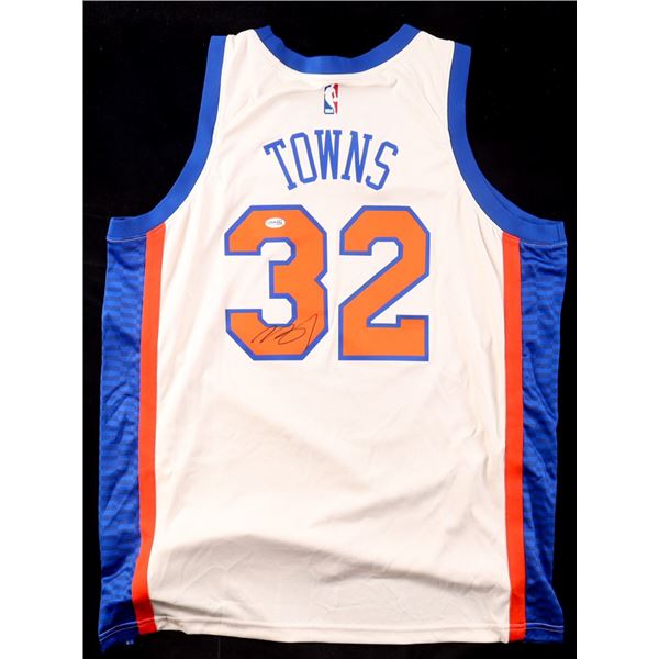 KARL-ANTHONY TOWN SIGNED NEW YORK KNICKS BASKETBALL JERSEY - JSA COA