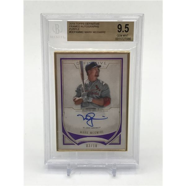 2019 TOPPS DEFINITIVE FRAMED AUTOGRAPHS MARK MCGWIRE SIGNED CARD 3/10 - BECKETT GRADE 9.5