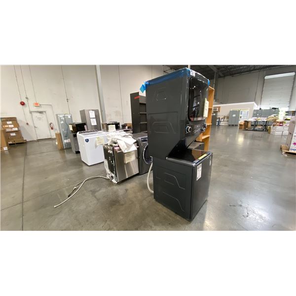 LARGE GROUP OF ASSORTED HOME APPLIANCES *NEED SERVICING OR REPAIR* - REFRIGERATORS,