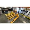 Image 2 : GROUP OF (3) 2500KG CAPACITY YELLOW PALLET JACKS