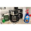 Image 3 : LUNCH ROOM ITEMS - ROUND TABLES & CHAIRS, MICROWAVE STAND, MICROWAVE, TOASTER AND