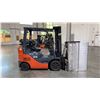 Image 4 : TOYOTA 8FGCU25 SIT DOWN COUNTERBALANCE, PROPANE FORKLIFT, 48" STANDARD FORKS, SER #40736,