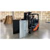 Image 2 : 2013 TOYOTA 8FGCU25 SIT DOWN COUNTERBALANCE, PROPANE, 10 CLAMP FORKLIFT, SERIAL #39755,