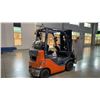 Image 4 : 2006 TOYOTA 8FGCU25 SIT DOWN COUNTERBALANCE, PROPANE, 10 CLAMP FORKLIFT, SERIAL #92848
