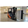 Image 5 : 2006 TOYOTA 8FGCU25 SIT DOWN COUNTERBALANCE, PROPANE, 10 CLAMP FORKLIFT, SERIAL #92848