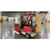 Image 3 : TOYOTA MODEL 40-3FG9, PROPANE, 10 CLAMP FORKLIFT - 2 STAGE BOOM, SERIAL #?