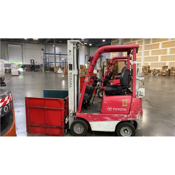 2018 TOYOTA 40-3FG9 SIT DOWN COUNTERBALANCE,  PROPANE, 10 CLAMP FORKLIFT, SERIAL #51039