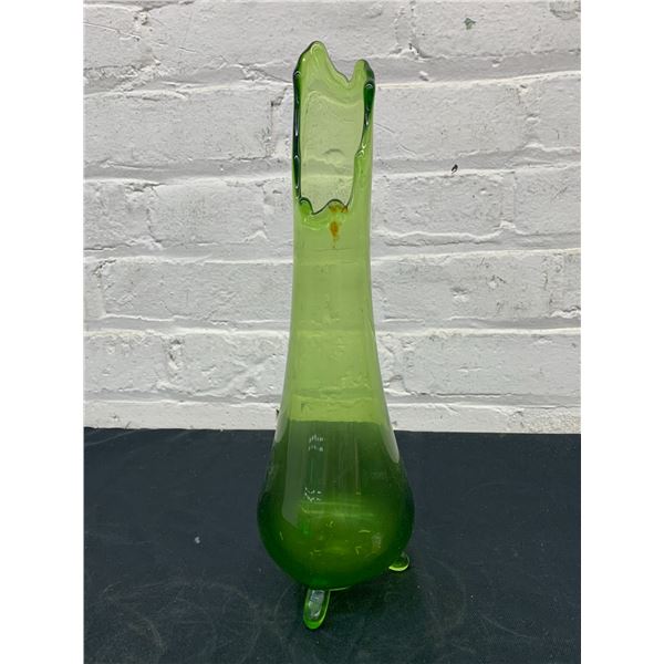 Art Glass Swung Glass Footed Vase 1ft