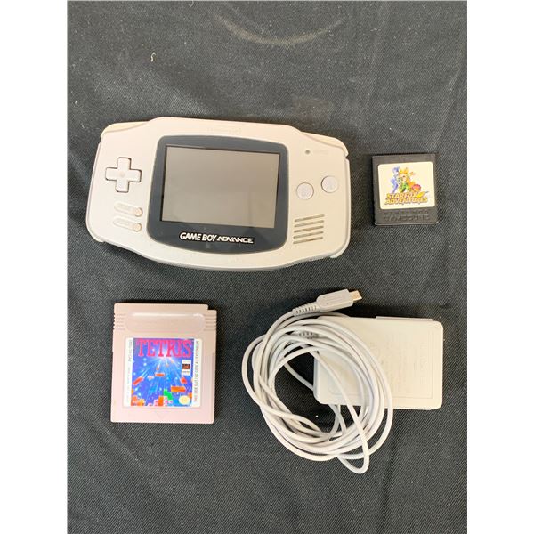 Lot of 4pcs Nintendo Gamecube Memory Card, GBA Silver *for parts*, GB Game and DS Charger