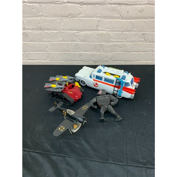 Lot of 4 Vintage Toys King Kong, Ghostbusters, GI Joe, etc