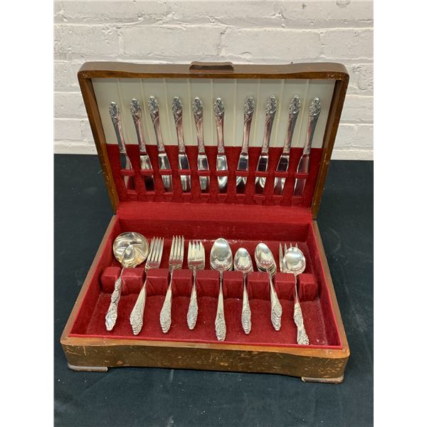 Cutlery Box Set Community Plate