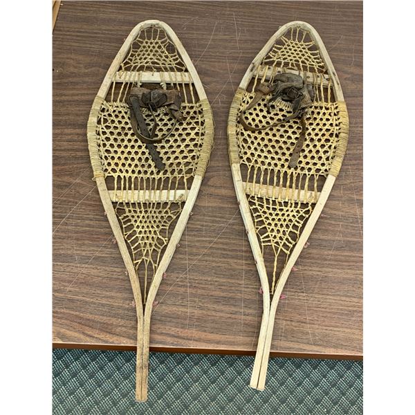 Vintage Antique 33" x 10" Childrens Snow Shoes