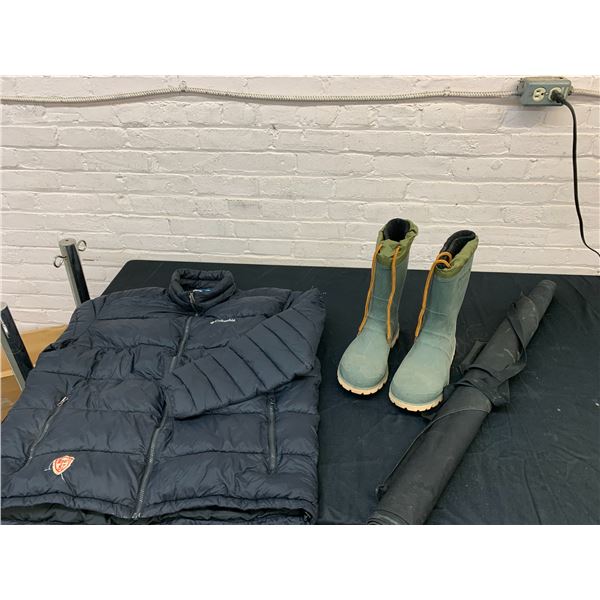 Lot of 3 Columbia Sportswear Wind Breaker Size 2X Jacket, Rubber Rain Boots Size 10, Snow Cover