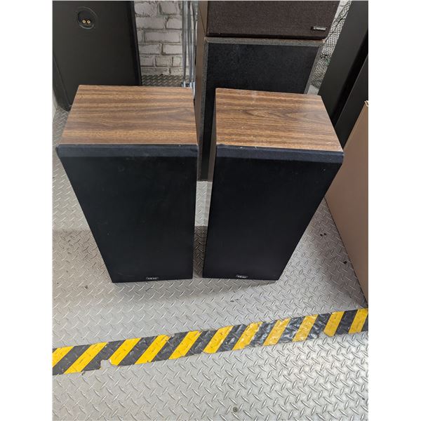 Akai SR-CA3 Speakers
