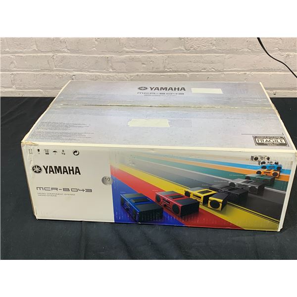 Yamaha MCR-B043 Micro Component System