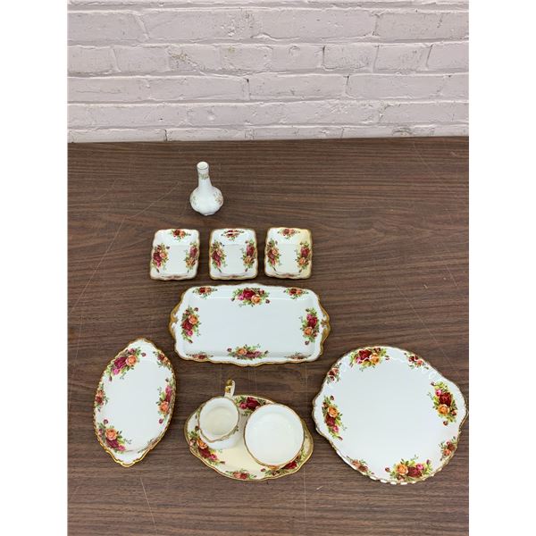Lot of 9 Royal Albert Old Country Roses Fine Bone China England & Bud Vase, Serving Trays, C&S