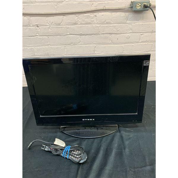 Dynex LCD TV / DVD Combo Unit w Remote 21"