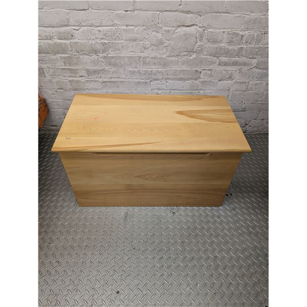 Wooden Storage Trunk 31"*17"*17"