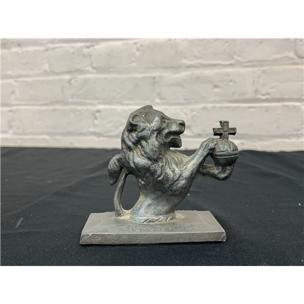 1926-27 Ritz Carlton Paperweight