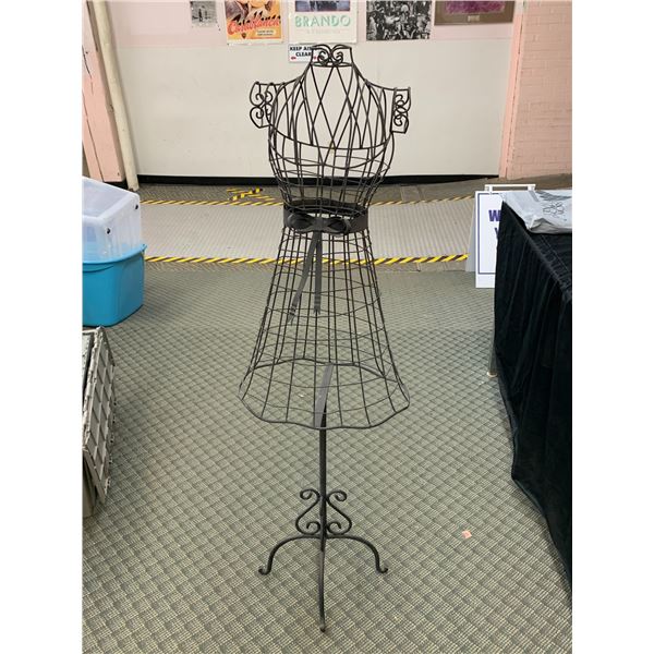 Metal Wire Dress Form Mannequin Decoration 55"