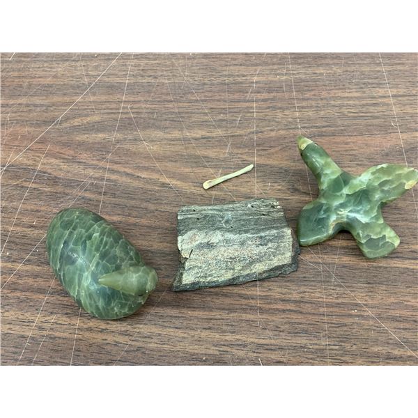 Pair of Soapstone Indigenous Stone Carvings 2 Birds, Base and Stand *broken*