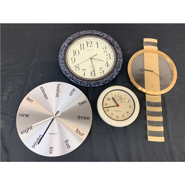 Lot of 4pcs Wall Clocks Quartz
