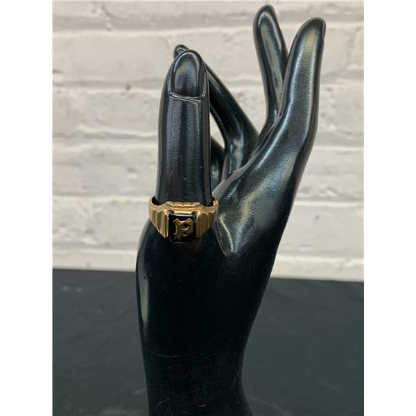 10k Mens Signet Ring "P" Size 10.5 ( 5 grams)