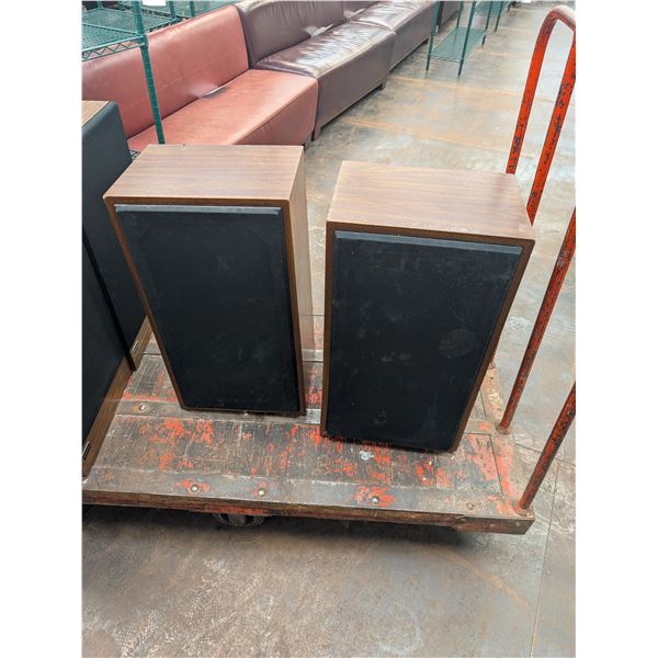 Hitachi HSP-405 Floor Speakers
