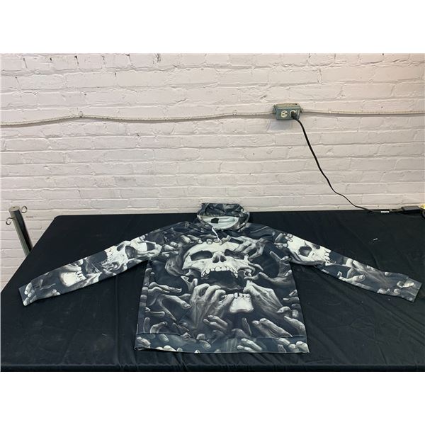 Size 2XL Polyester Skull Pullover Hoodie Sweater