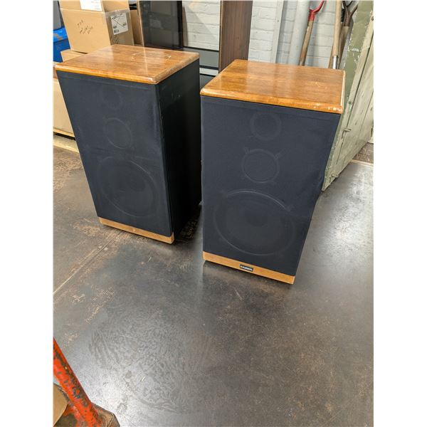 Pair of Laser Audio R-150 IV Floor Speakers