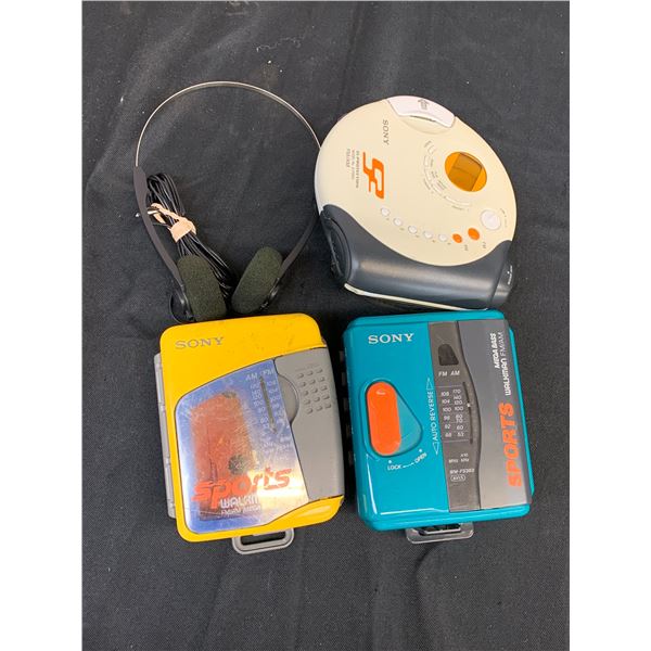 Lot of 4 Sony Walkmans and Discman, Headphones