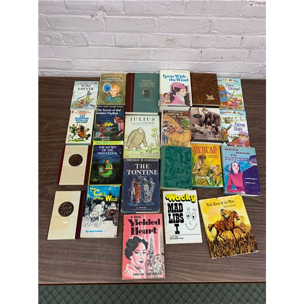 Lot of 23 Vintage Pocket Books Mostly Childrens Stories, Anne of Green Gables, Fiction, etc