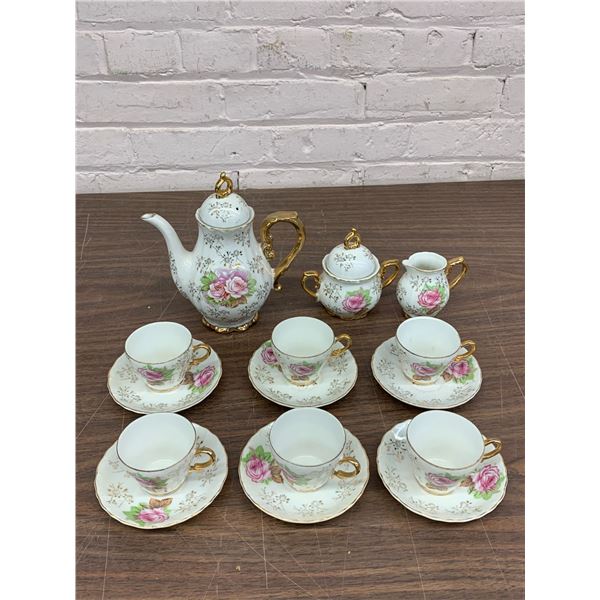Childrens / Doll 6 Person Tea Set China Marked Foreign