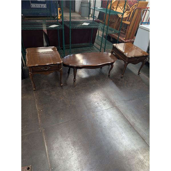 Vintage Deilcraft French Provincial Style Coffee Table w End Tables