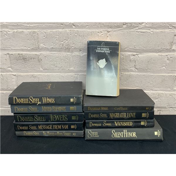 Lot of Hardcover Books Danielle Steel Wings, Jewels, Vanished, Etc and Stephen King The Shining