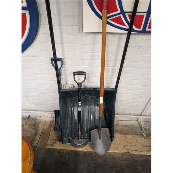 Lot of Yard Tools Shovels Edger Spade