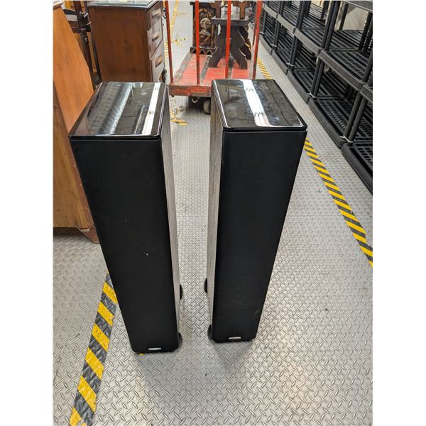 Pair of Pioneer TSi-300 Floor Speakers