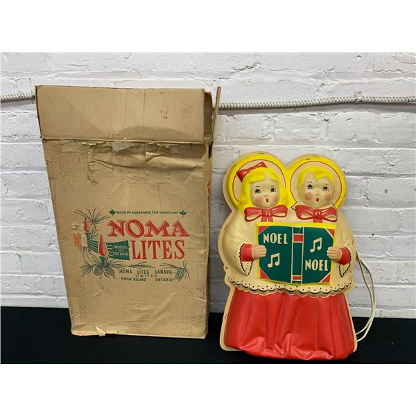 NOMA Lites Vintage Boxed Noel Christmas Carolers Decoration 19"